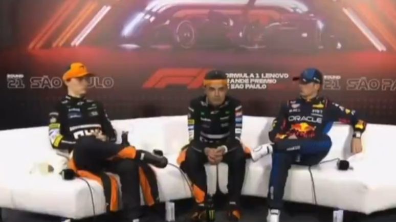 Oscar Piastri, Lando Norris y Max Verstappen asisten a la rueda de prensa