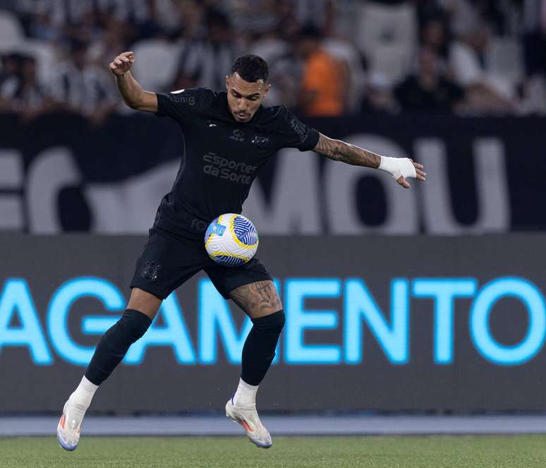 Matheuzinho também é desfalque do Corinthians contra o Vitória