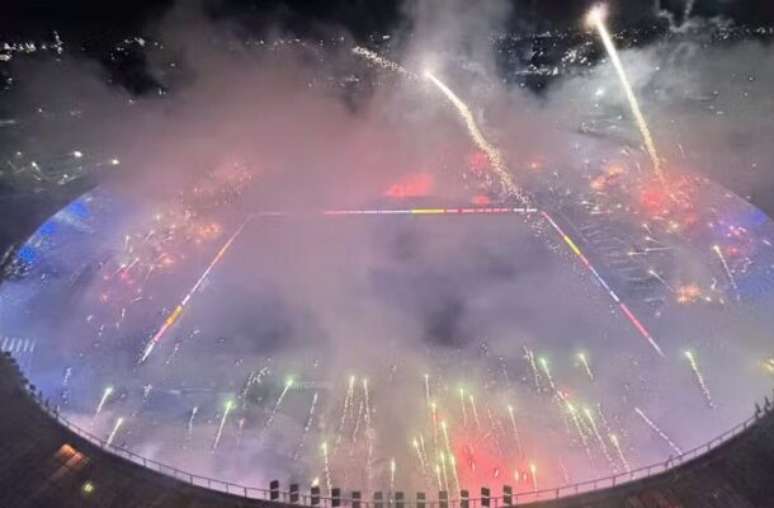 Torcida do Racing no Cilindro —