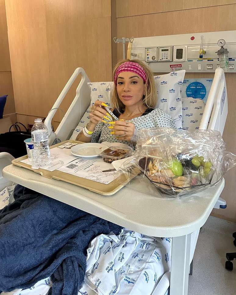 Maya Massafera realiza cirurgia para corrigir 'umbigo triste' - Instagram