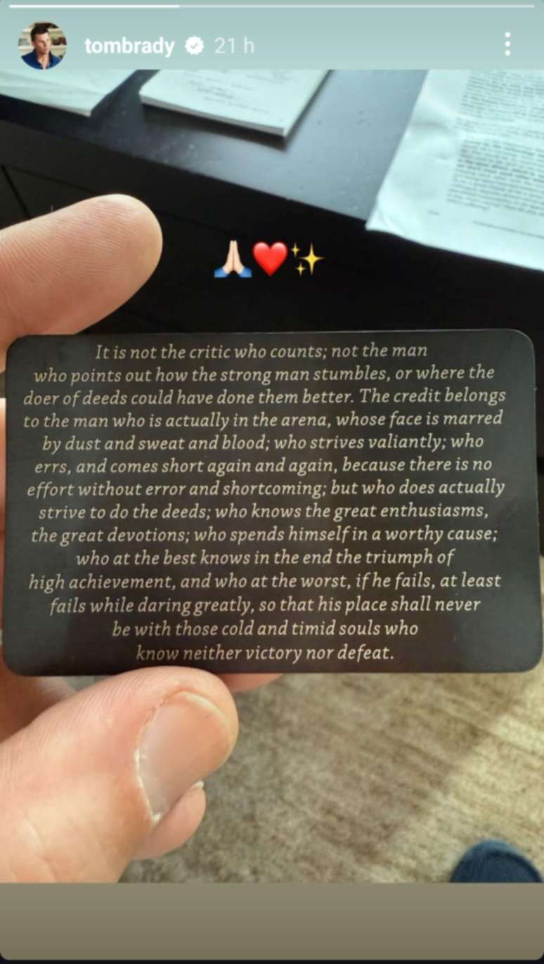 Tom Brady faz reflex&atilde;o ap&oacute;s an&uacute;ncio gravidez de Gisele B&uuml;ndchen