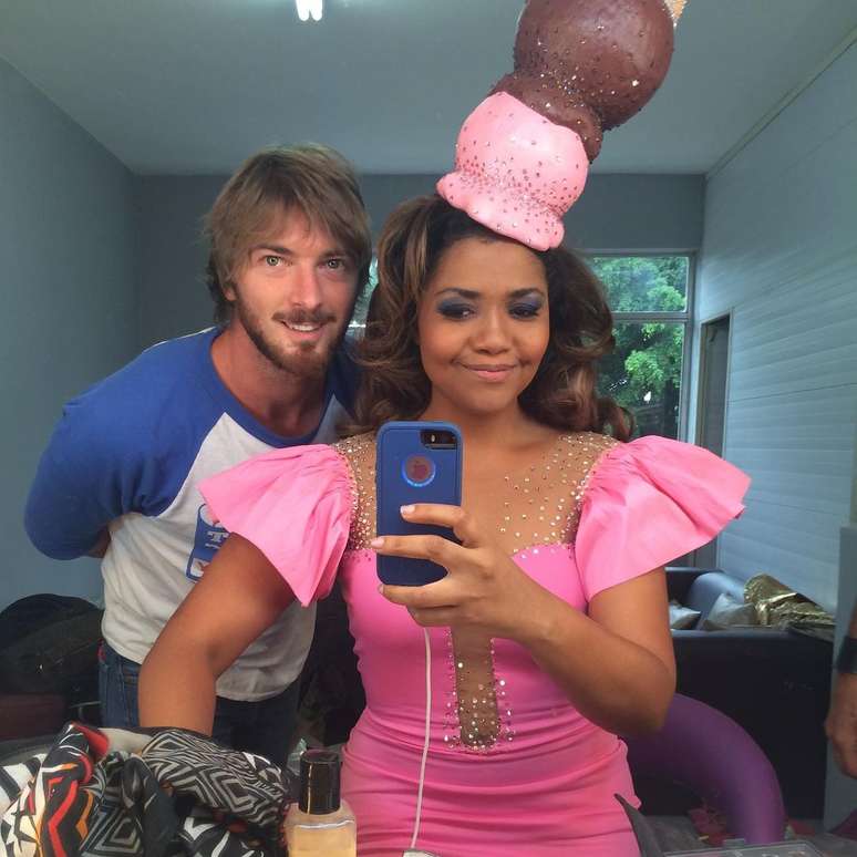 Gaby Amarantos com ex-marido Gareth Jones - Instagram