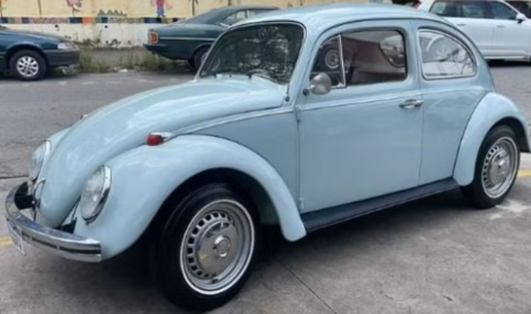 Ator pediu ajuda para fãs para recuperar veículo, um fusca azul-diamante