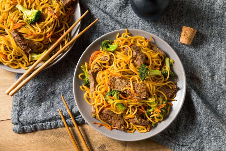 Yakisoba de carne