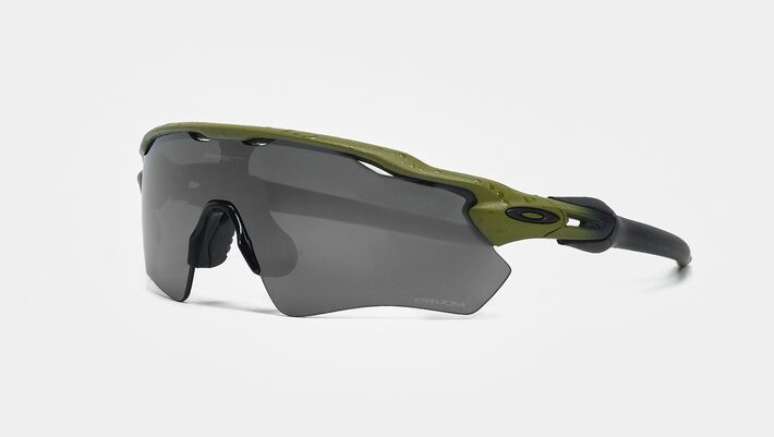 Oakley x Piet Radar