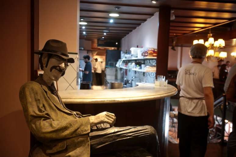 Café Girondino é reinaugurado no centro de São Paulo cinco meses depois de anunciar fechamento.