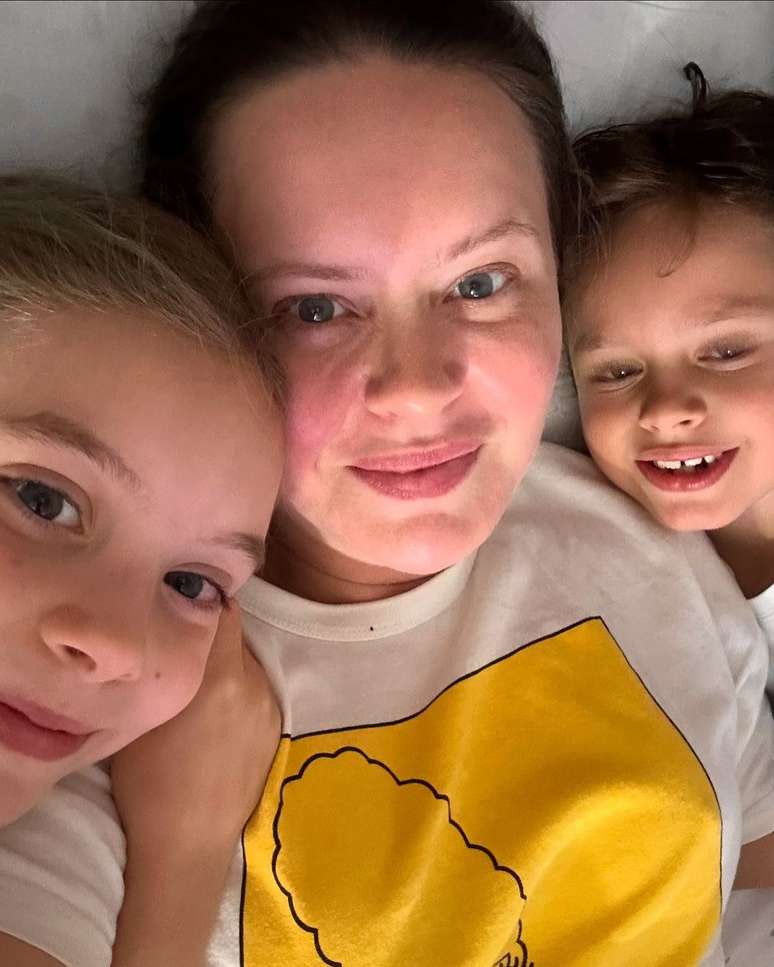 Mari Bridi com os filhos, Aurora e Valentin - Instagram