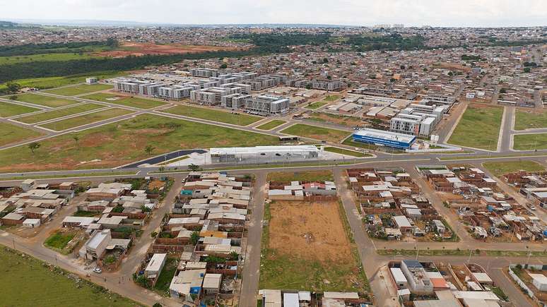 Favela Sol Nascente, em Brasília, deixou de ser a maior do Brasil. É a segunda em quantidade de moradores.