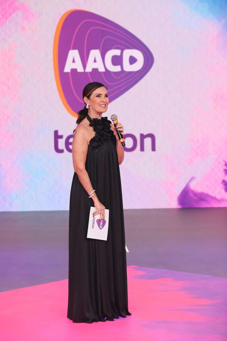 Fátima Bernardes participa do Teleton 2024 -