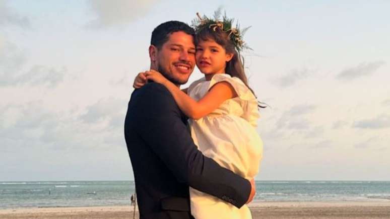 Jos&eacute; Loreto e a filha, Bella