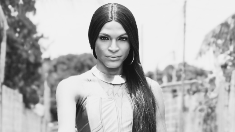 Cantora trans, Santrosa, &eacute; decapitada no Mato Grosso