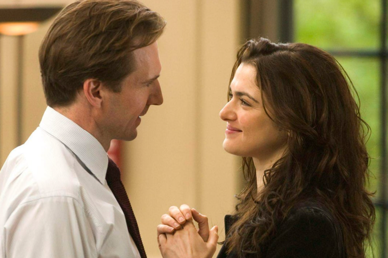 &ldquo;O Jardineiro Fiel&rdquo; traz uma cr&iacute;tica &agrave;s rela&ccedil;&otilde;es entre governos e a ind&uacute;stria farmac&ecirc;utica em um cen&aacute;rio de conspira&ccedil;&otilde;es e desconfian&ccedil;as 