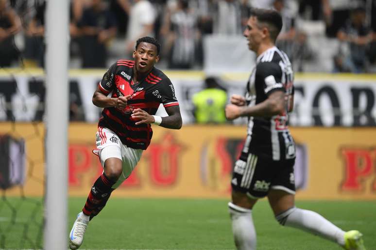 Gonzalo Plata faz o gol que d&aacute; o pentacampeonato da Copa do Brasil para o Flamengo. Photo by Pedro Vilela/Getty Images