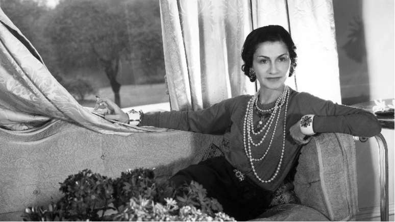 Coco Chanel quando era jovem