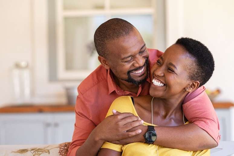 3 ways to protect your relationship from emotional contagion