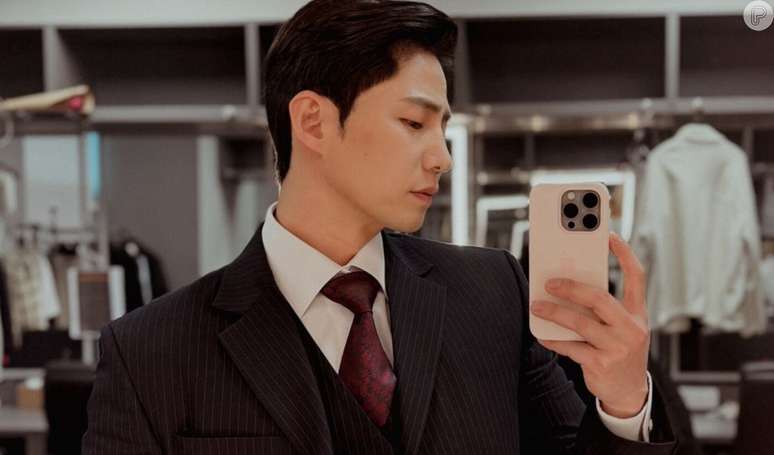 Ator de doramas, Song Jae-rim revelou desejo por funeral festivo: 'Quero que as pessoas bebam champanhe '.