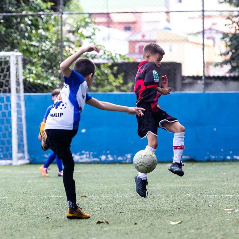 Ninguém querida dar aula na quadra da Prefeitura, que não tinha projeto social. Até o Manchester Brasilândia ocupar o local.