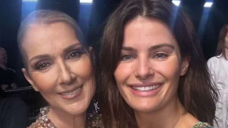 A cantora Celine Dion e a modelo Isabeli Fontana