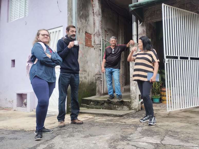 Na foto estão moradores de décadas da favela Souza Ramos. Eles lutam por regularização desde 2016.