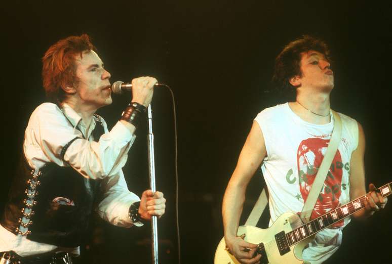 Johnny Rotten e Steve Jones em 1978 