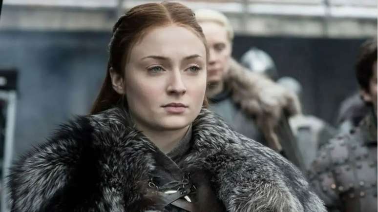 Sophie Turner, conhecida por "Game of Thrones", assume o desafio de reinterpretar uma das personagens femininas mais icônicas dos videogames