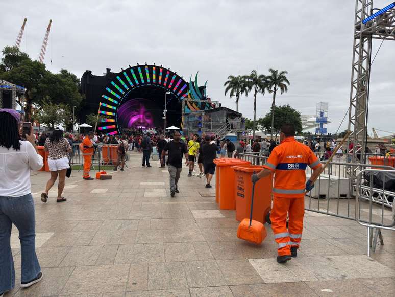 No Boulevard Olímpico serão 325 garis por dia para varrição manual e mecanizada, remoção e coleta de resíduos.