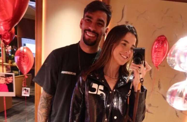 Duda Fournier, esposa de Lucas Paquetá, gerou polêmica com falas e foi rebatida pelo ex-BBB Lucas Pizane –