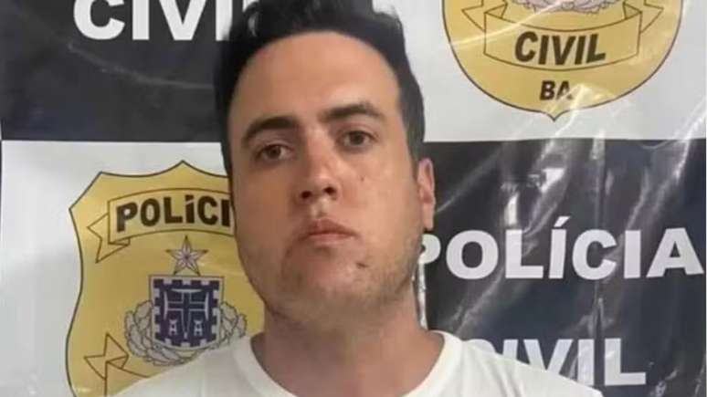 O empresário Vinicius Gritzbach, delator do PCC, foi brutalmente assassinado em um crime que ressoou pelos corredores do Terminal 2 do Aeroporto de Guarulhos