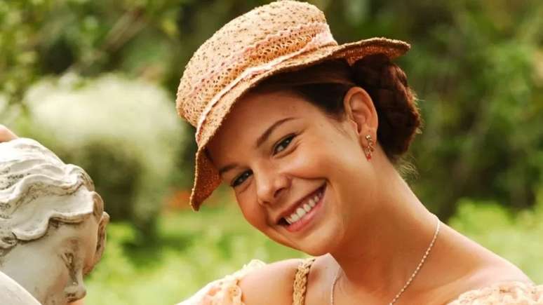 Mirna (Fernanda Souza) em "Alma Gêmea"