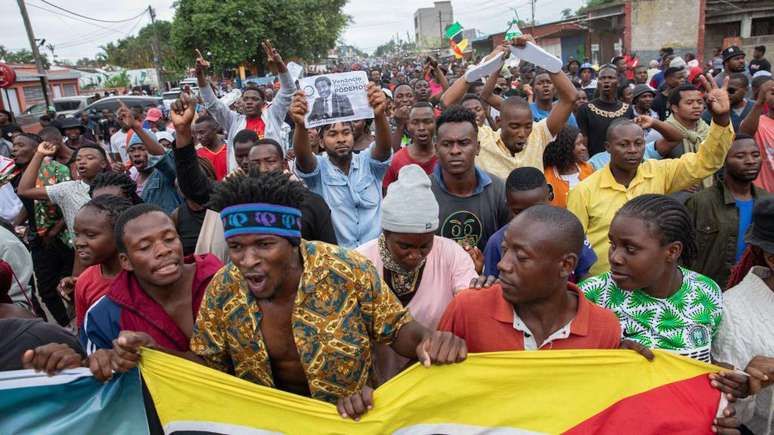 Apoiadores do opositor Venâncio Mondlane têm saído às ruas para protestar