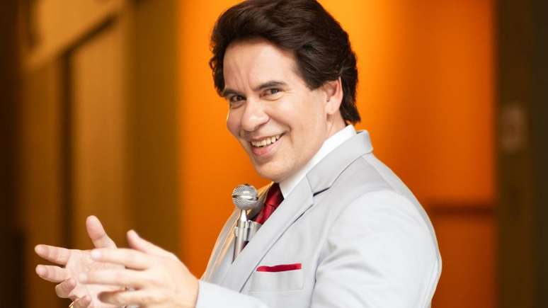 Leandro Hassum interpretará Silvio Santos em novo filme sobre o apresentador