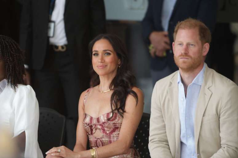 O príncipe Harry e Meghan Markle, duque e duquesa de Sussex, em visita ao Centro de Arte Delia Zapata, em Bogotá, na Colômbia, em 15 de agosto de 2024.