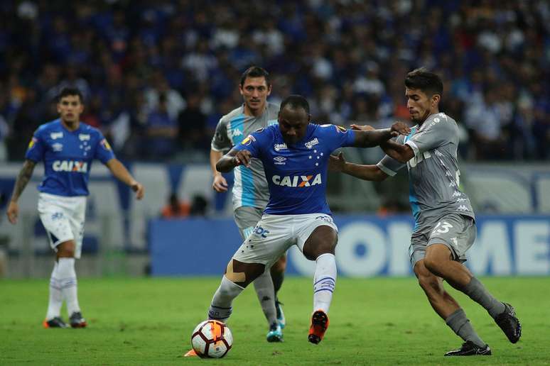 Conheça a oferta da KTO para o jogo entre Racing x Cruzeiro na final da Sul-Americana