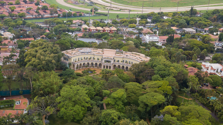 Mansão da família Safra, em São Paulo, é uma das maiores do mundo; residência é maior que Casa Branca