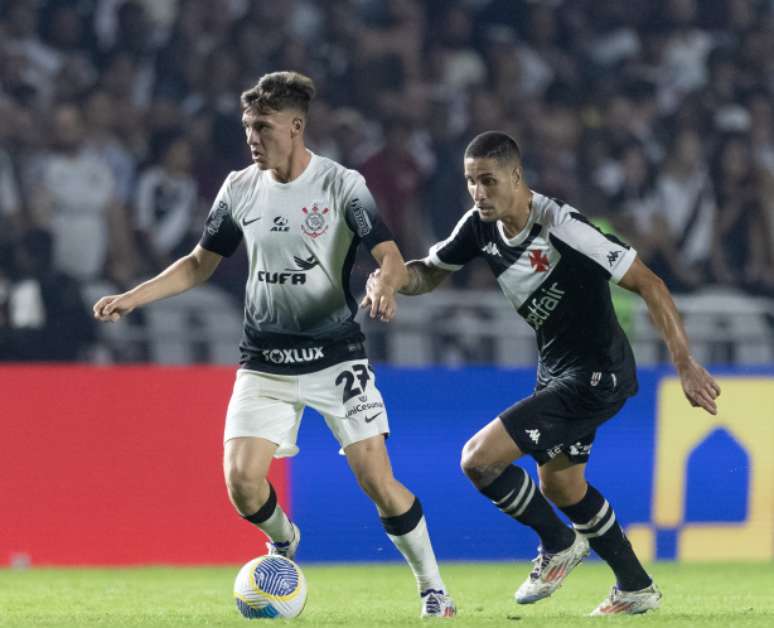 O Corinthians enfrenta o Vasco dentro da Neo Química Arena no Domingo (24). (