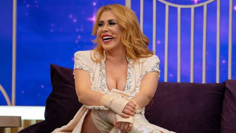 Joelma no "Sabadou com Virginia"