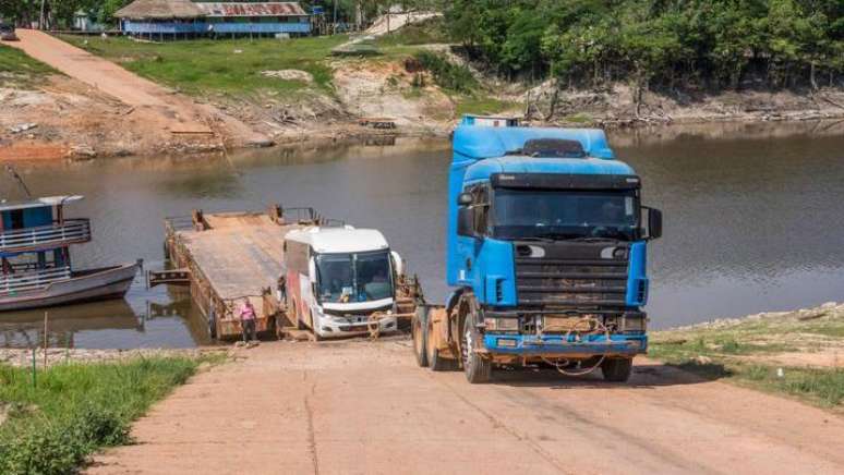 A estrada é conhecida como uma das mais difíceis e emocionantes da América do Sul