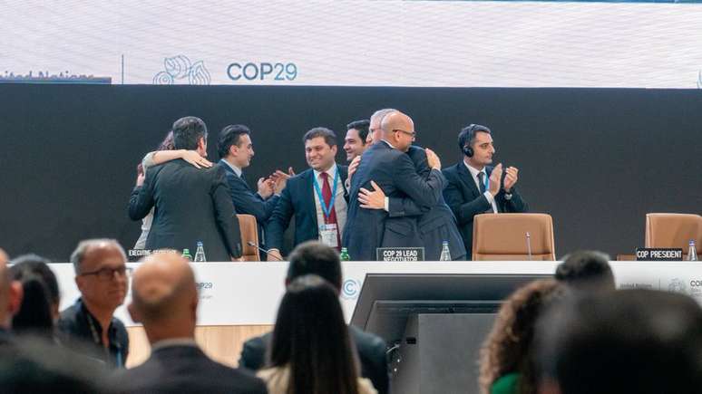 Nova meta de financiamento climático definida na COP-29 gerou insatisfação entre paísescomo apostar em escanteios no pixbetdesenvolvimento