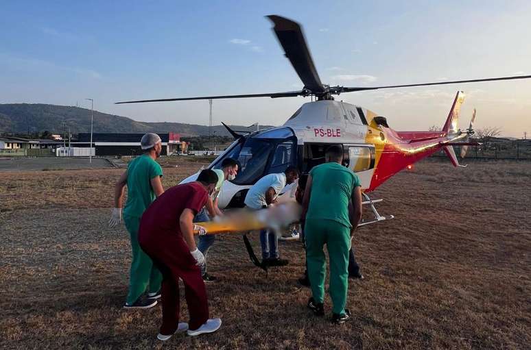 Ao todo, 30 vítimas foram resgatadas com vida, e duas delas morreram em hospitais