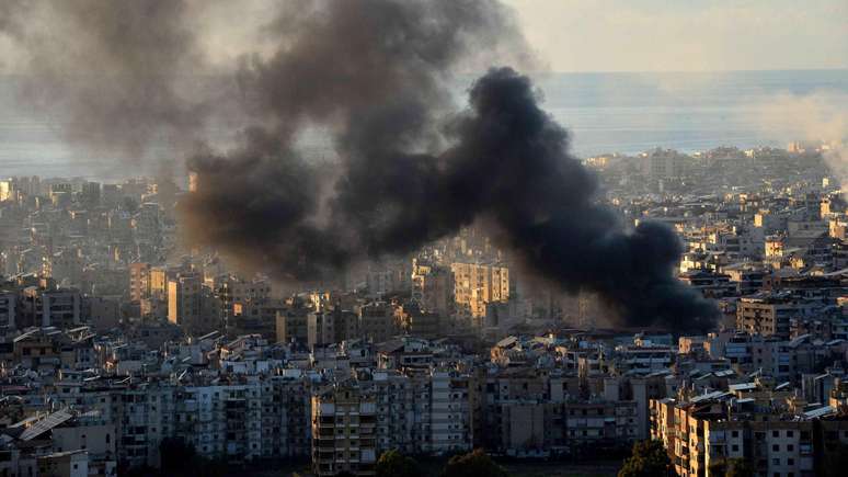 Beirute tem sido bombardeada por Israel