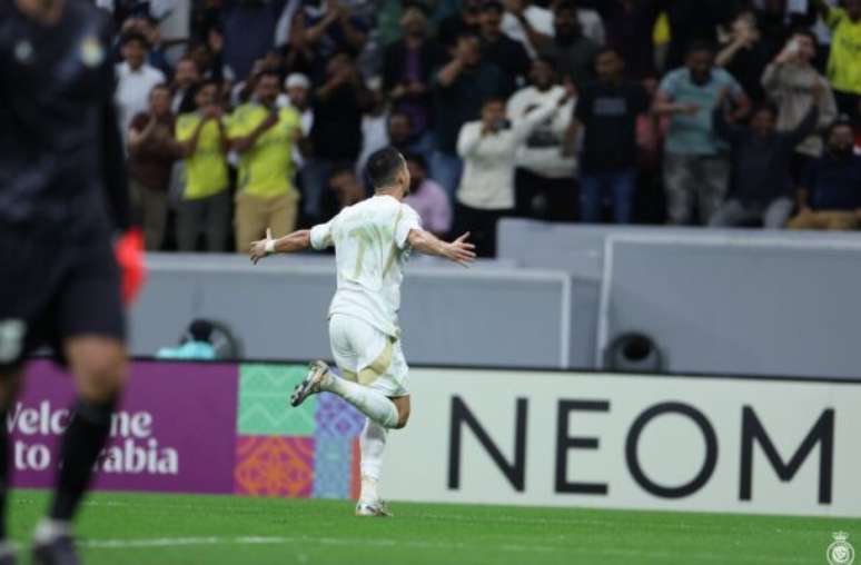 Cristiano Ronaldo marcou duas vezes na vitória do Al Nassr contra o Al Gharafa, do Qatar –