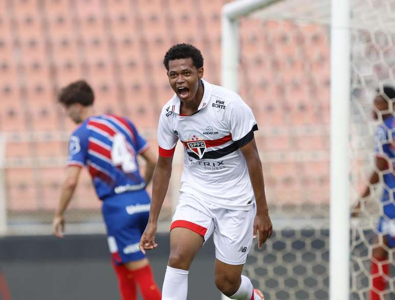 São Paulo venceu o jogo de ida por 2 a 0 –