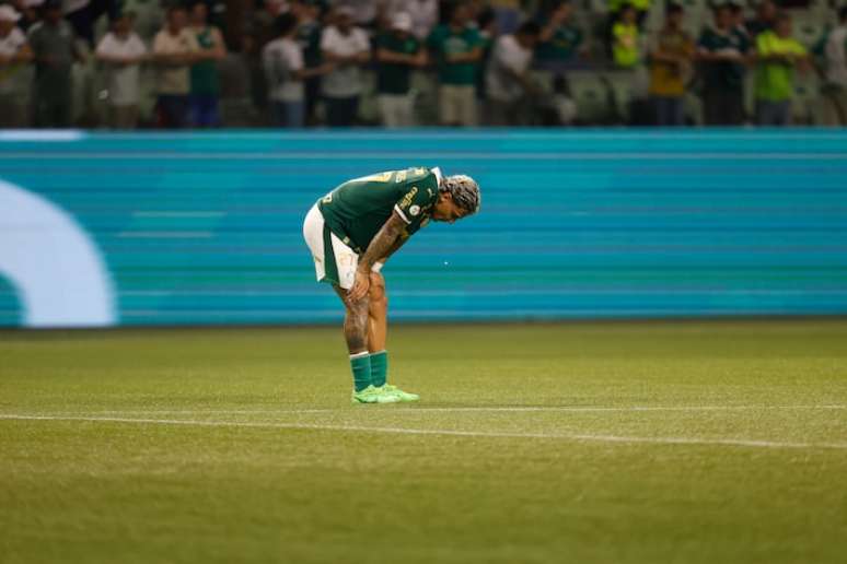 Richard Ríos marcou o gol de honra do Palmeiras contra o Botafogo na terça-feira.