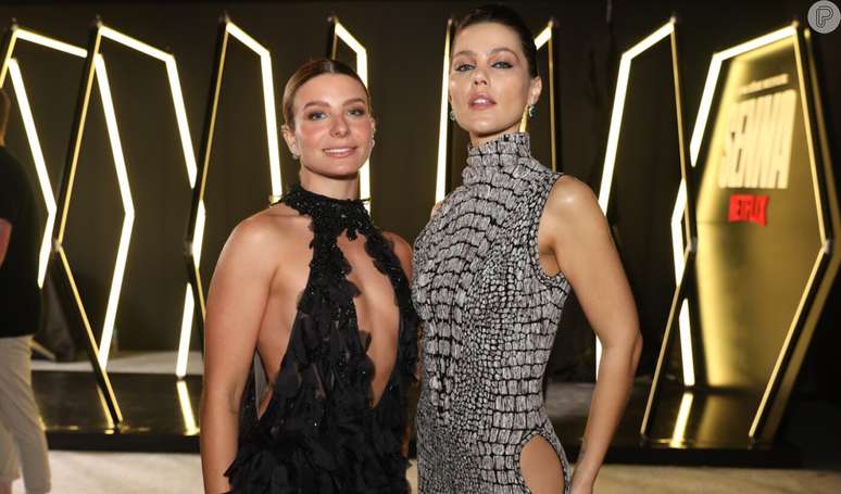 Xuxa e Galisteu na fic&ccedil;&atilde;o, P&acirc;mela Tom&eacute; e J&uacute;lia Foti brilham com Gabriel Leone, Alice Wegmann e mais famosos na estreia de 'Senna'P&acirc;mela Tom&eacute; e J&uacute;lia Foti.