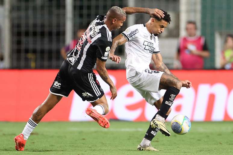 Anteriormente, pelo Brasileirão, Atlético-MG e Botafogo ficaram no 0 a 0 em jogo com confusão no fim –