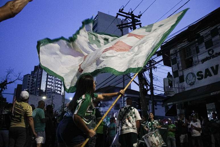 Scalper antara Palmeiras dan Botafogo 