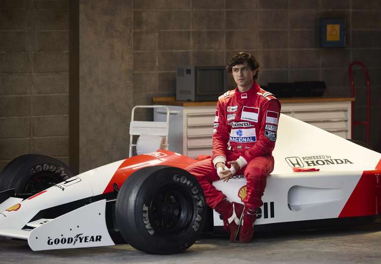 Gabriel Leone é Ayrton Senna na série da Netflix