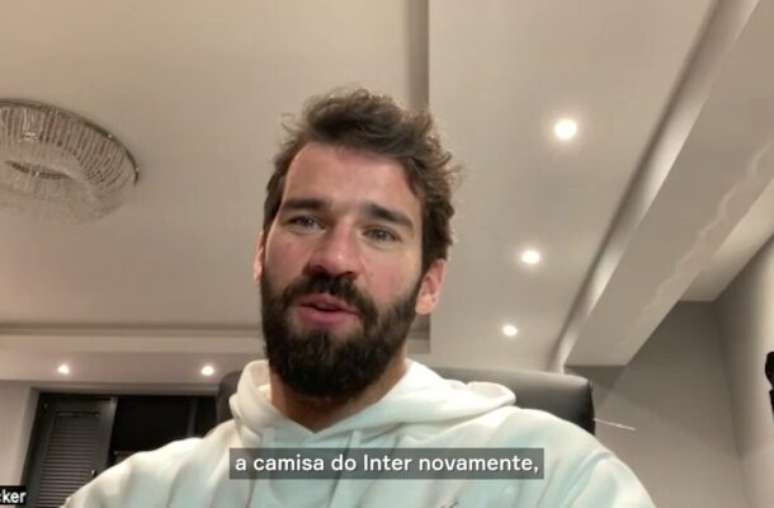 Reproução/One Football - Legenda: Alisson, goleiro do Liverpool e da Seleção Brasileira