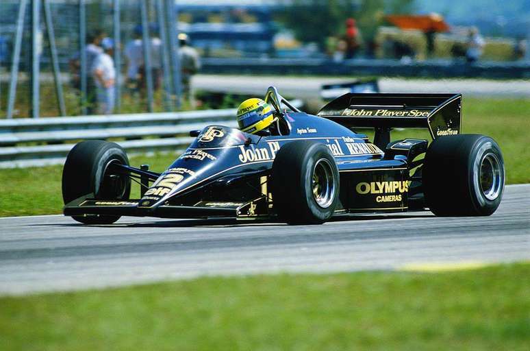 Primeira vitória de Senna na F1 foi com icônico carro da Lotus em 1985