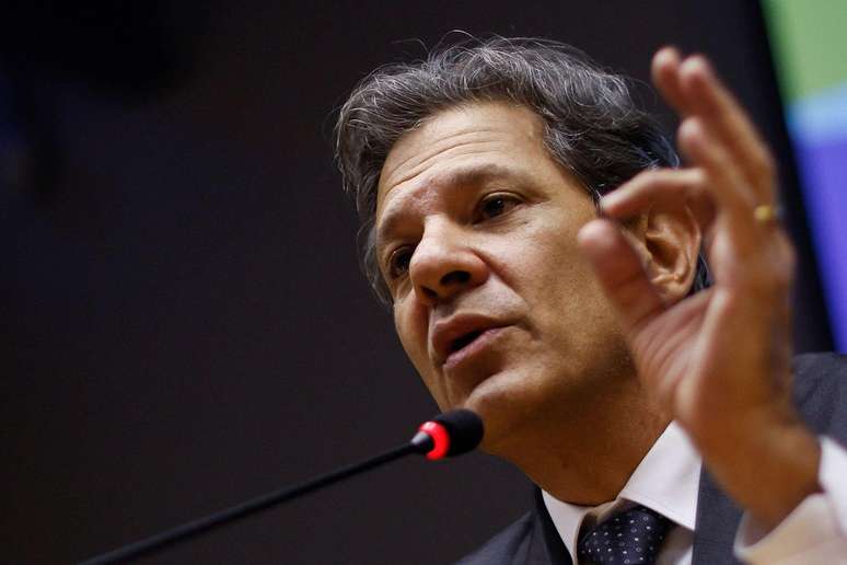 Haddad anunciou novas medidas durante pronunciamento na TV e rádio nesta quarta-feira (27/11)